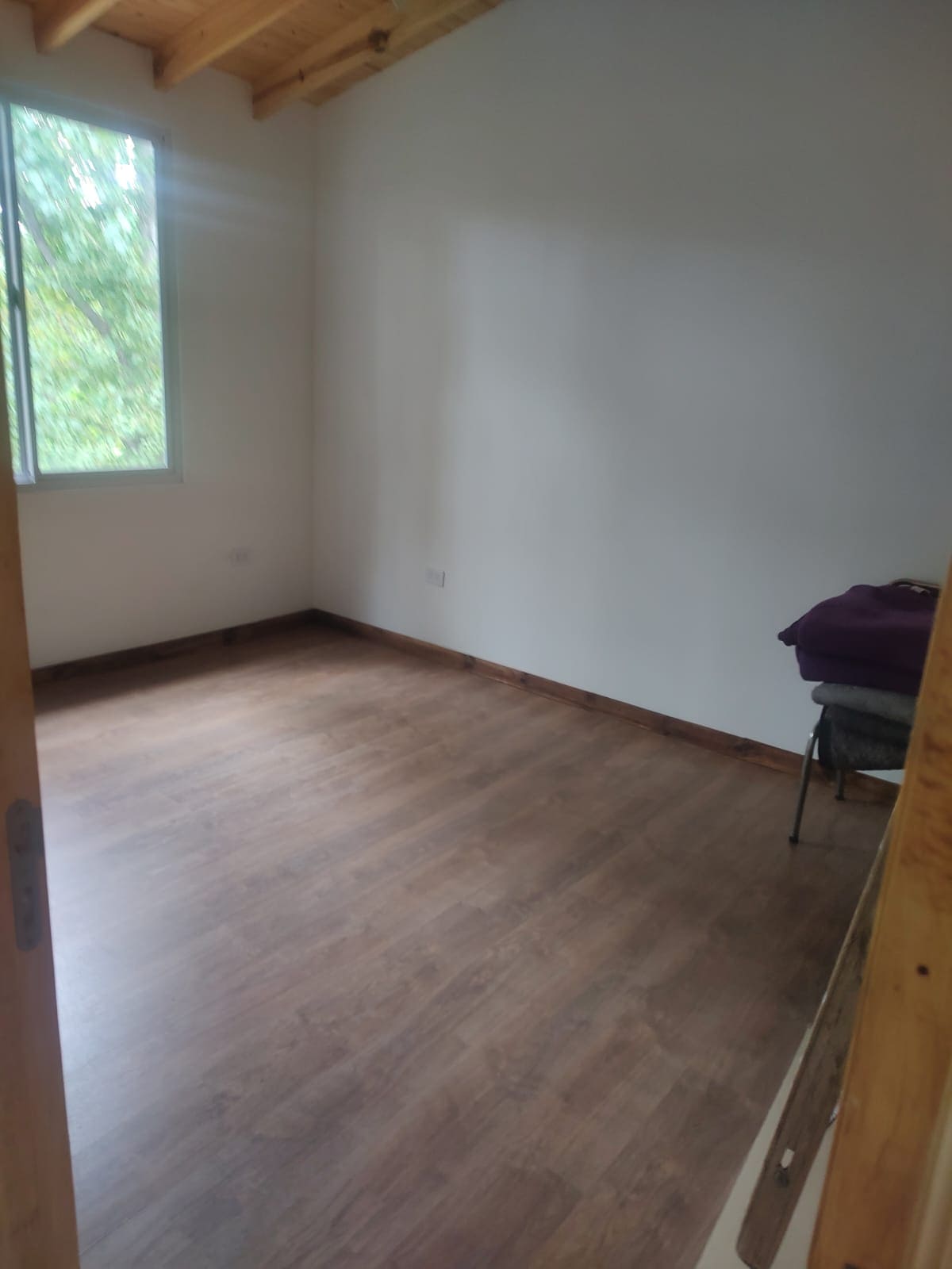 Casa, hermosa vista, montañas, jardín, oportunidad, inversión 