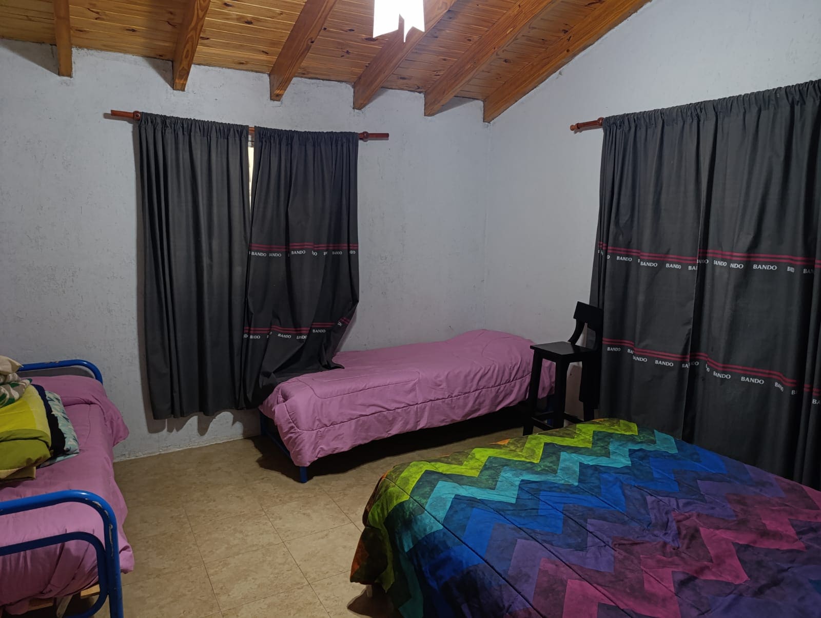 casa, amplio terreno, vistas, montañas, asfalto, inversión, pileta, terraza