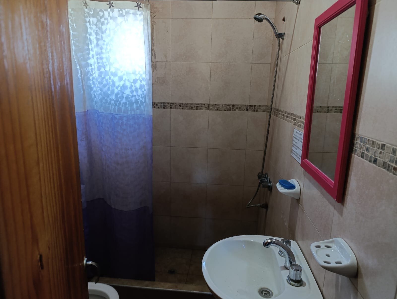 casa, amplio terreno, vistas, montañas, asfalto, inversión, pileta, terraza