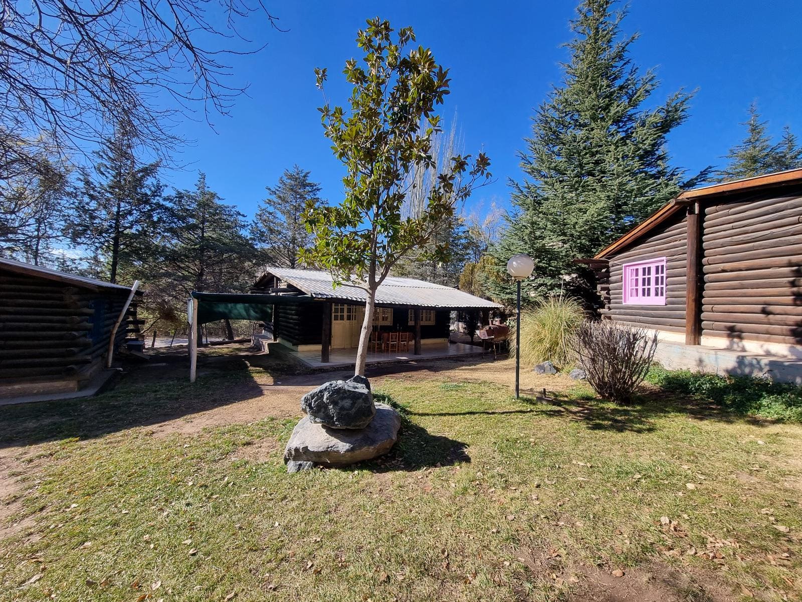 complejo de cabañas, inmobiliaria, propiedades, avenida principal, restaurantes, negocios, las vegas, venta