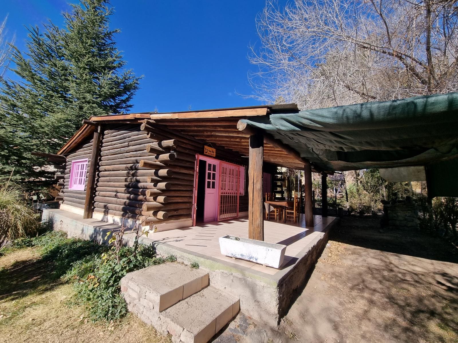 complejo de cabañas, inmobiliaria, propiedades, avenida principal, restaurantes, negocios, las vegas, venta