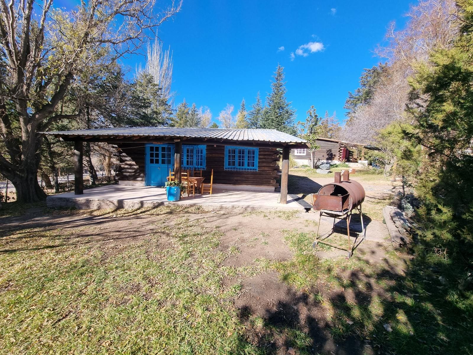 complejo de cabañas, inmobiliaria, propiedades, avenida principal, restaurantes, negocios, las vegas, venta