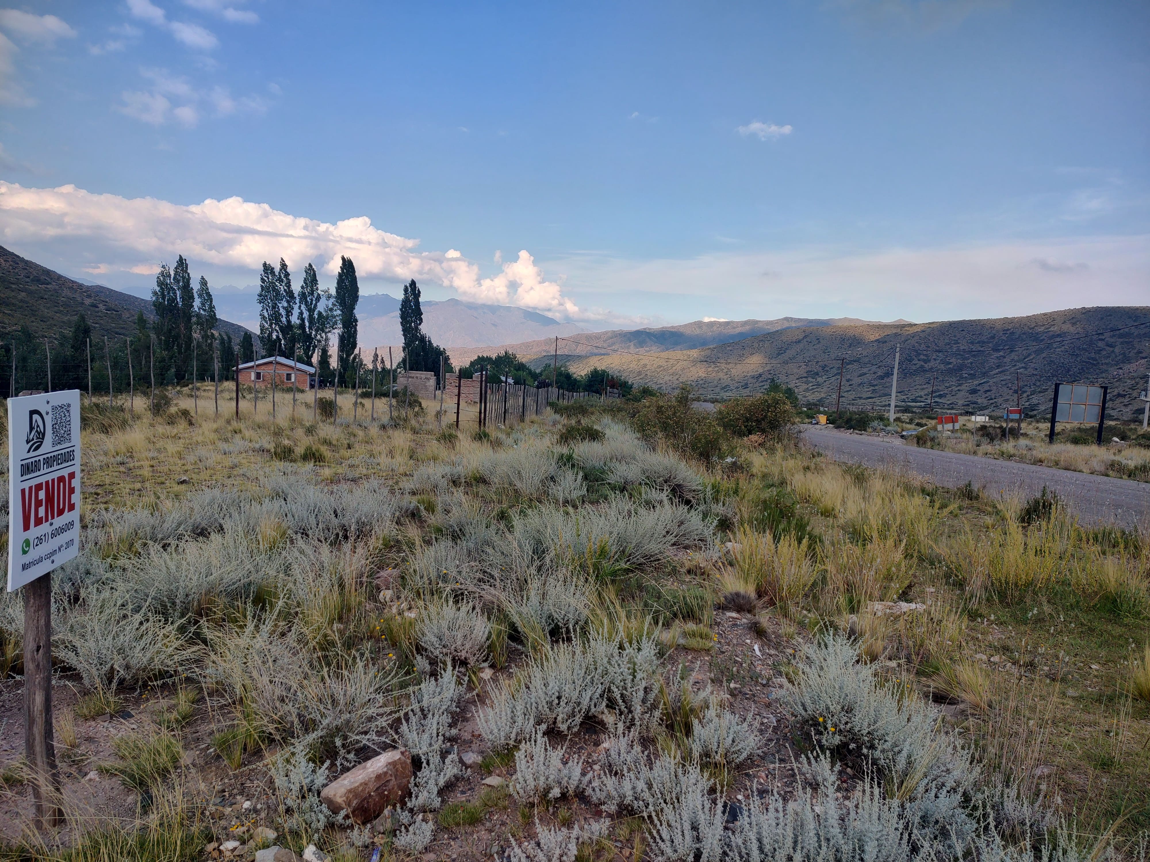 Lote, asfalto, vistas, montañas, río, oportunidad, inmobiliaria